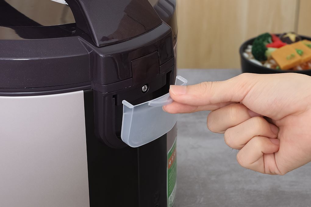 Nồi cơm nắp gài Kangaro 2.2 lít KGRC22M5G Màu Tím
