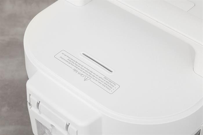 Nồi cơm nắp gài Toshiba 1.8 lít RC-18JRUVN(W) Màu Trắng