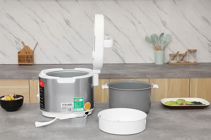 Nồi cơm nắp gài Toshiba 1.8 lít RC-18JRUVN(W) Màu Trắng