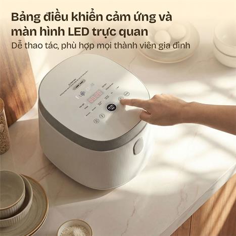 Nồi cơm điện tử FUJIHOME 1 lít RC10BLS Màu Trắng - Hồng