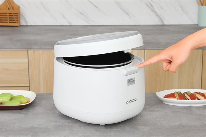Nồi cơm điện tử Cuckoo 1.8 lít CR-1060F Màu Trắng