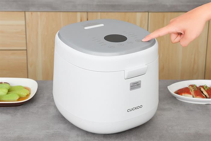 Nồi cơm điện tử Cuckoo 1.8 lít CR-1060F Màu Trắng