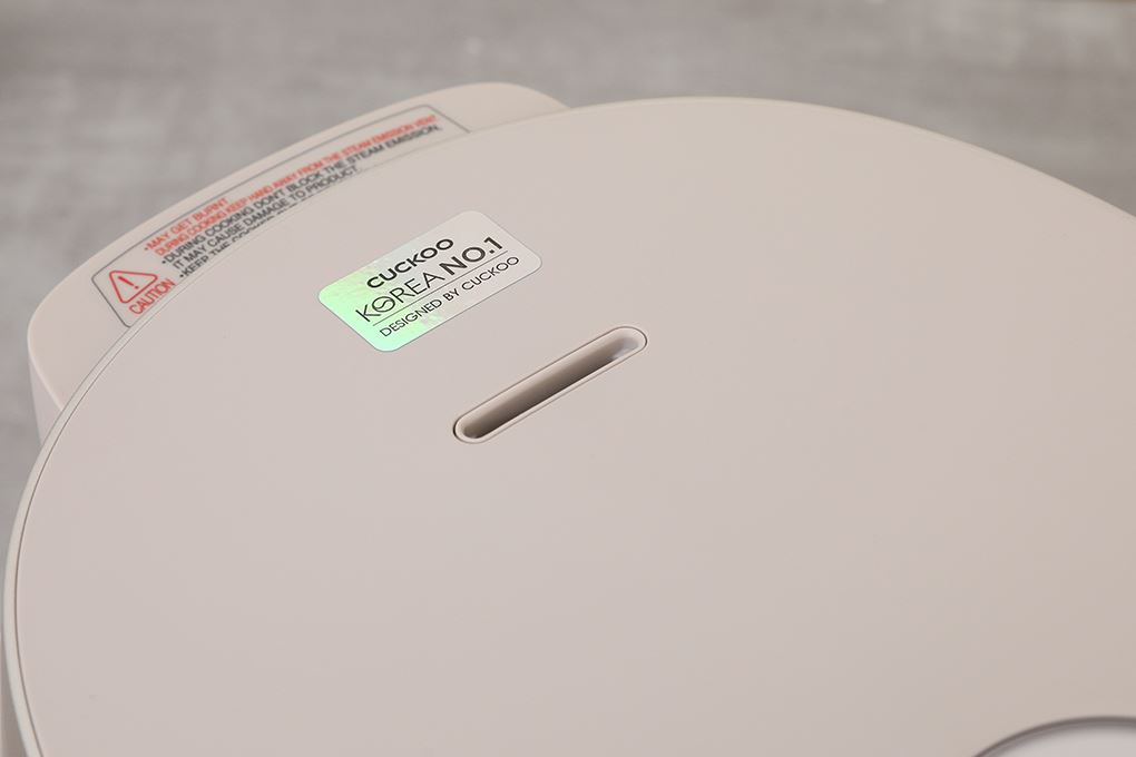Nồi cơm điện tử Cuckoo 1.08 lít CR-0686FGP Màu Hồng ruốc