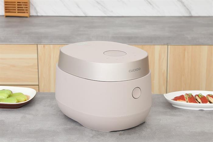 Nồi cơm điện tử Cuckoo 1.08 lít CR-0686FGP Màu Hồng ruốc