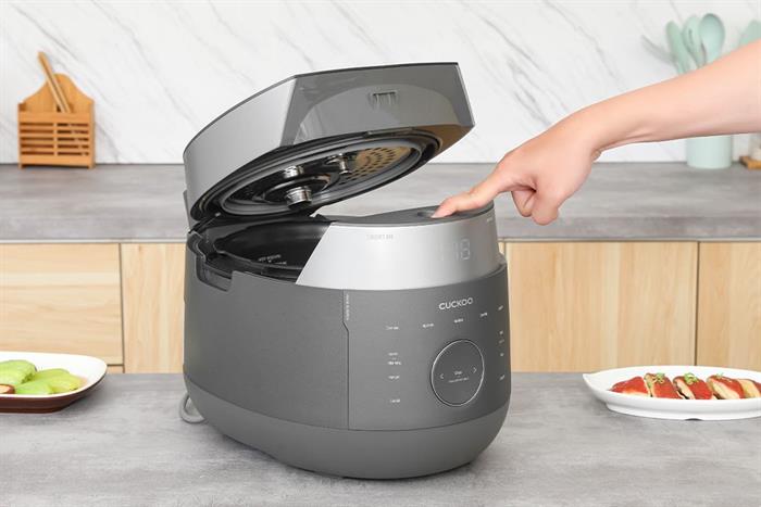 Nồi cơm áp suất cao tần Cuckoo 1.8 lít CRP-LHBR1000F Màu Đen - Xám