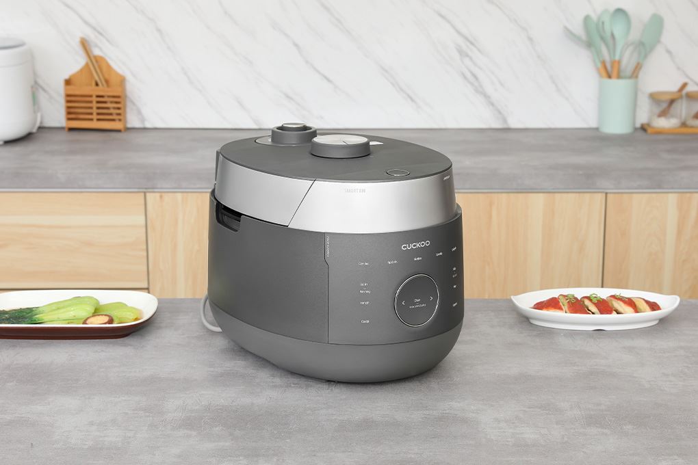 Nồi cơm áp suất cao tần Cuckoo 1.8 lít CRP-LHBR1000F Màu Đen - Xám
