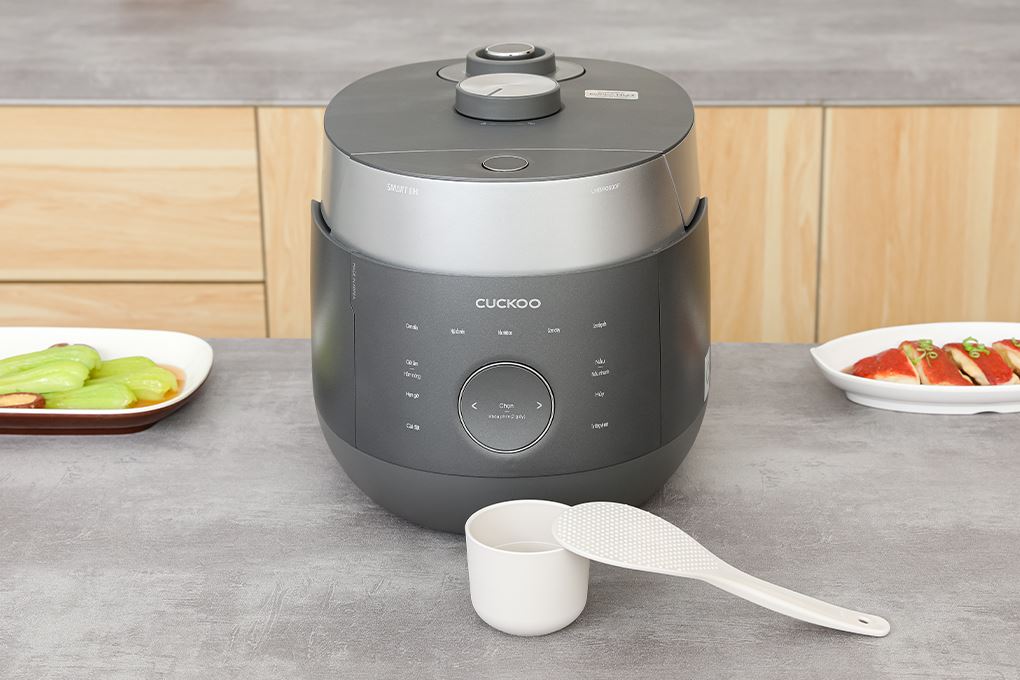 Nồi cơm áp suất cao tần Cuckoo 1.08 lít CRP-LHBR0600F Màu Xám