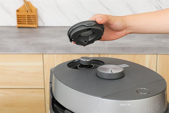 Nồi cơm áp suất cao tần 1.08 lít Cuckoo CRP-LHBR0600F Màu Xám