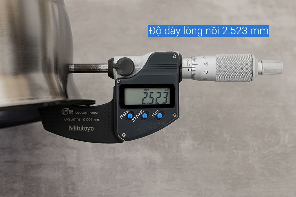 Nồi cơm áp suất cao tần Cuckoo 1.08 lít CRP-LHBR0600F Màu Xám