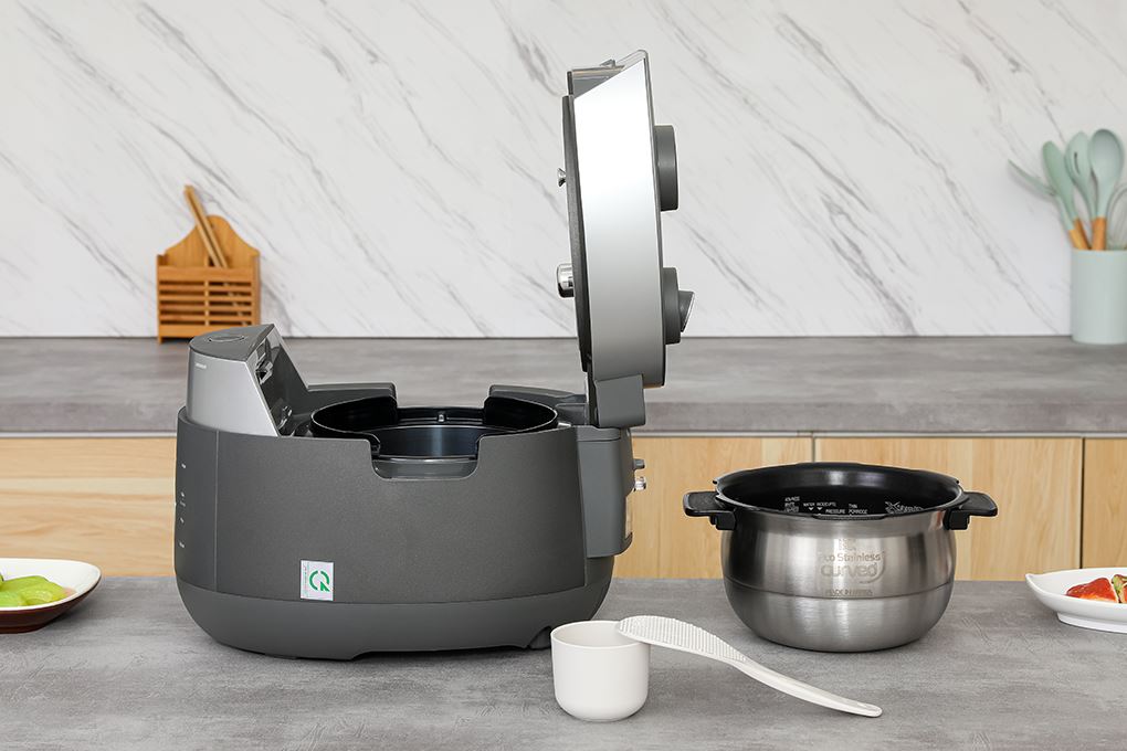 Nồi cơm áp suất cao tần Cuckoo 1.08 lít CRP-LHBR0600F Màu Xám