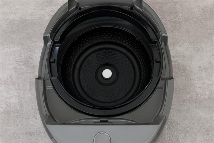 Nồi cơm áp suất cao tần 1.08 lít Cuckoo CRP-LHBR0600F Màu Xám