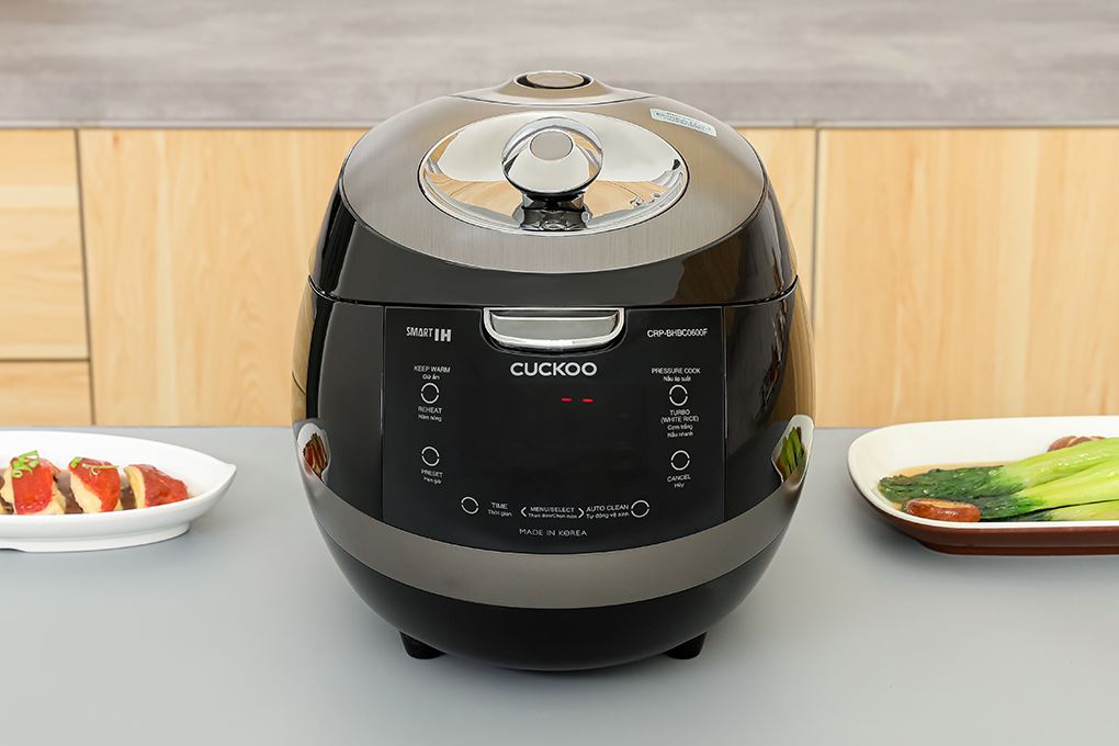 Nồi cơm áp suất cao tần Cuckoo 1.08 lít CRP-BHBC0600F Màu Đen - Xám
