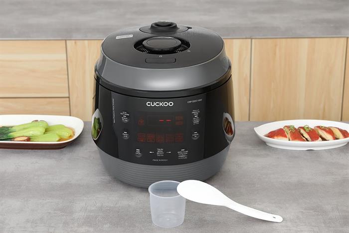 Nồi cơm điện tử áp suất Cuckoo 1.8 lít CRP-QSBC1000F Màu Đen - Xám