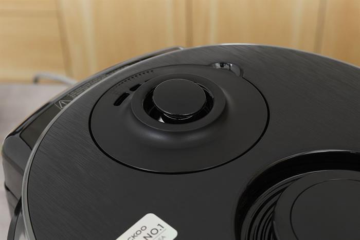 Nồi cơm điện tử áp suất Cuckoo 1.8 lít CRP-QSBC1000F Màu Đen - Xám