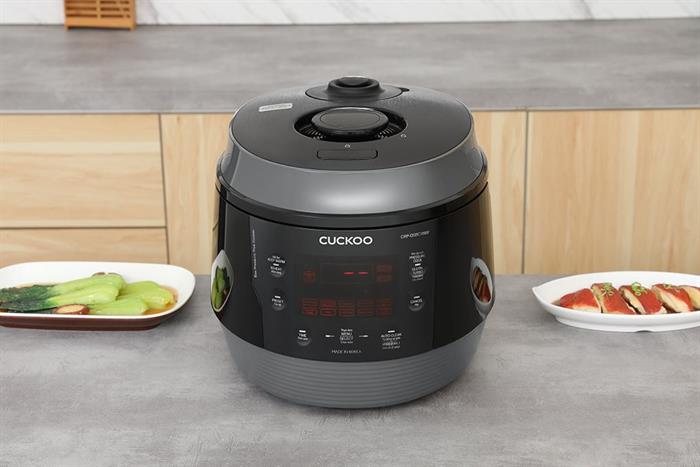 Nồi cơm điện tử áp suất Cuckoo 1.8 lít CRP-QSBC1000F Màu Đen - Xám