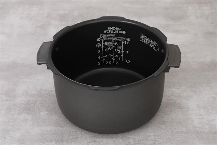 Nồi cơm điện tử áp suất Cuckoo 1.8 lít CRP-QSBC1000F Màu Đen - Xám