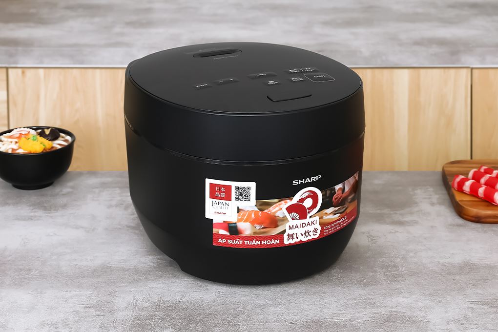 Nồi cơm điện tử áp suất Sharp 1.8 lít KS-TW181V-B Màu Đen