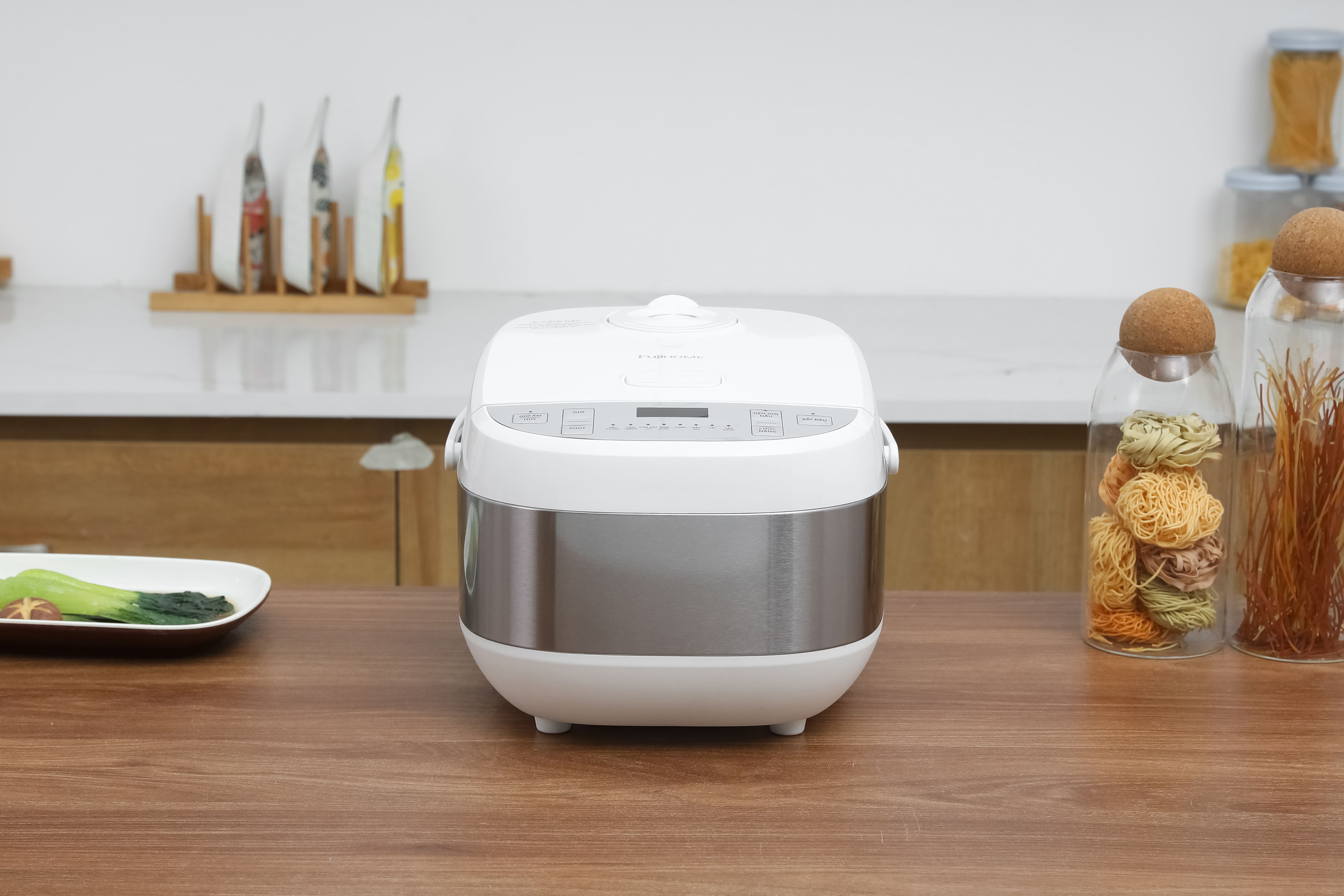 Nồi cơm điện tử FUJIHOME 1.5 lít RC15W Màu Trắng