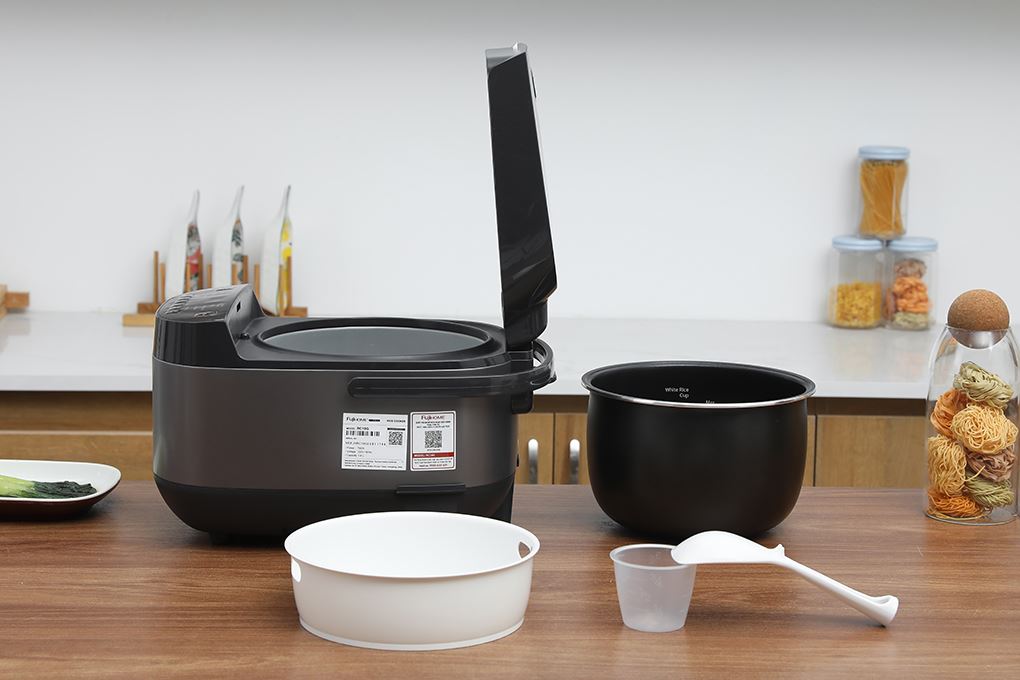 Nồi cơm điện tử FUJIHOME 1.8 lít RC18G Màu Xám