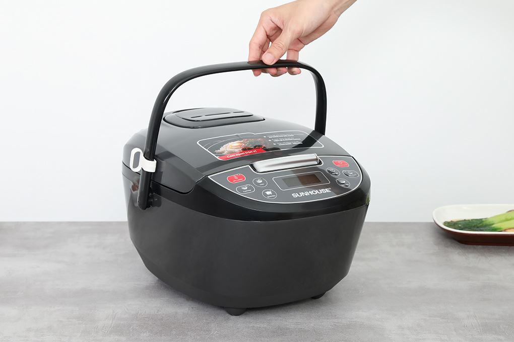 Nồi cơm điện tử Sunhouse 1.8 lít SHD8909B Màu Đen