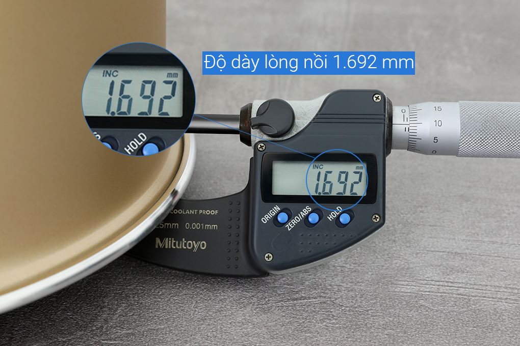 Nồi cơm điện tử Sunhouse 1.8 lít SHD8909B Màu Đen