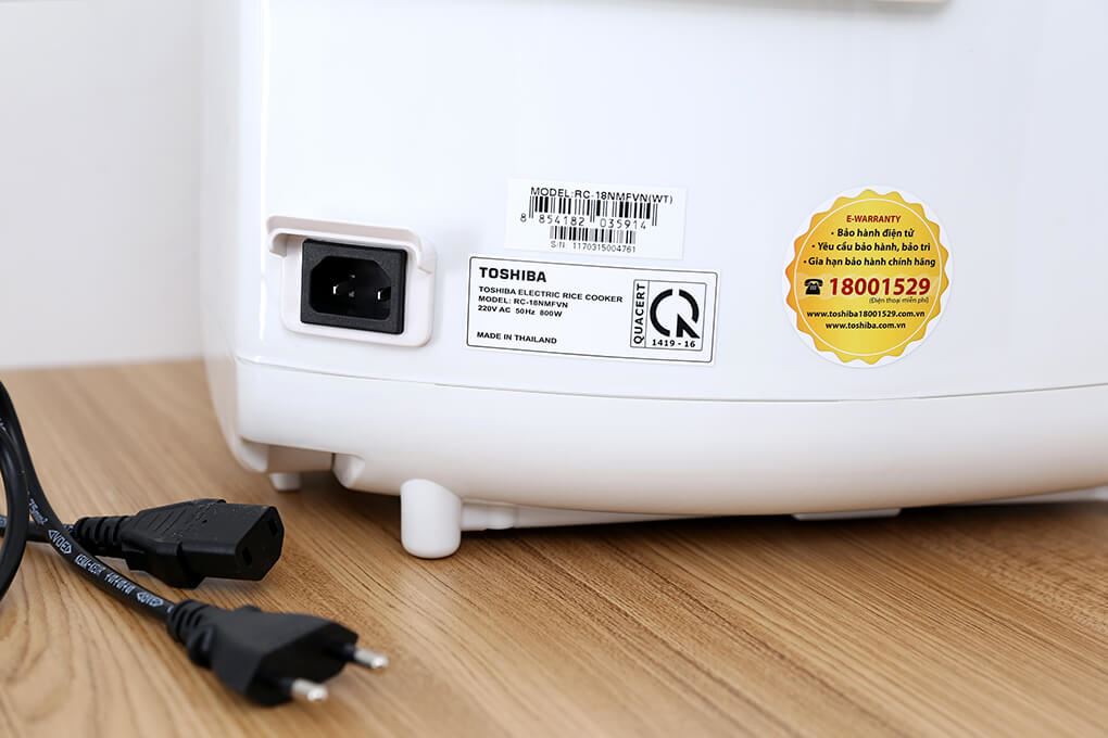 Nồi cơm điện tử Toshiba 1.8 lít RC-18NMFVN(WT) Màu Trắng