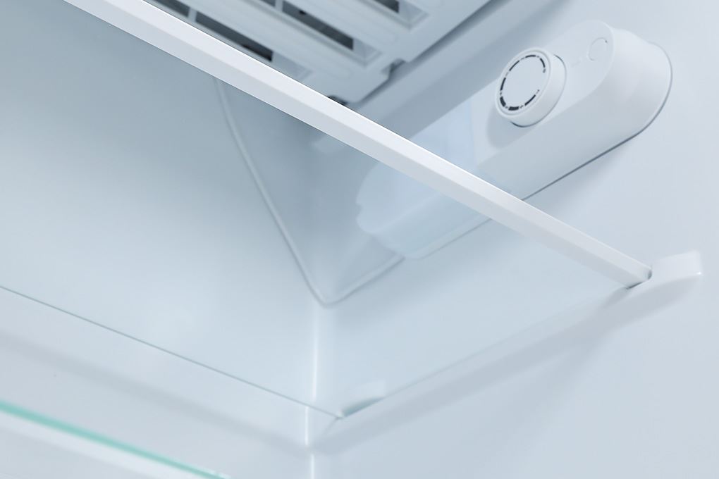 Tủ lạnh Hisense 94 lít HR09DB Màu Đen