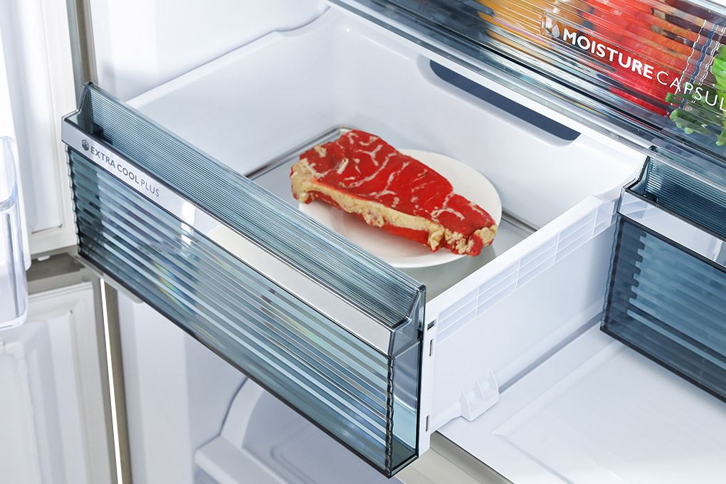 Tủ lạnh Sharp Inverter 572 lít Multi Door SJ-FX650V-SL Màu Bạc Inox