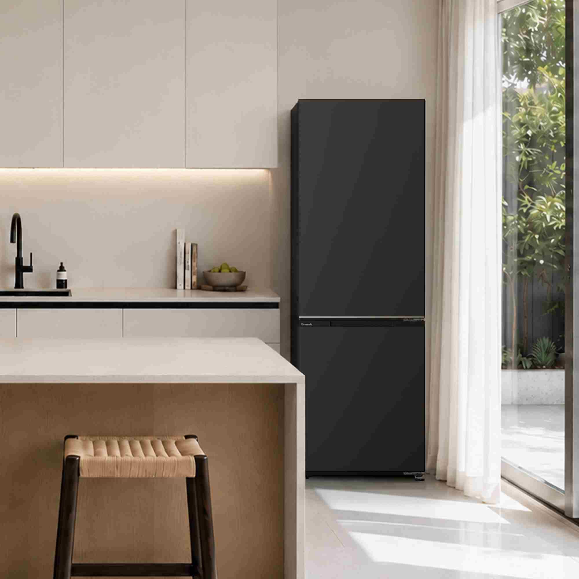 Tủ lạnh Panasonic Inverter 374 lít NR-BV412BWKV Màu Đen