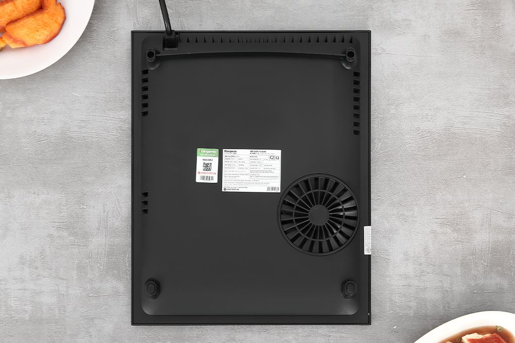 Bếp từ đơn Kangaroo KGIC22S2 2200W Màu Đen