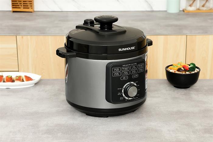 Nồi áp suất điện Sunhouse SHD1551 5 lít