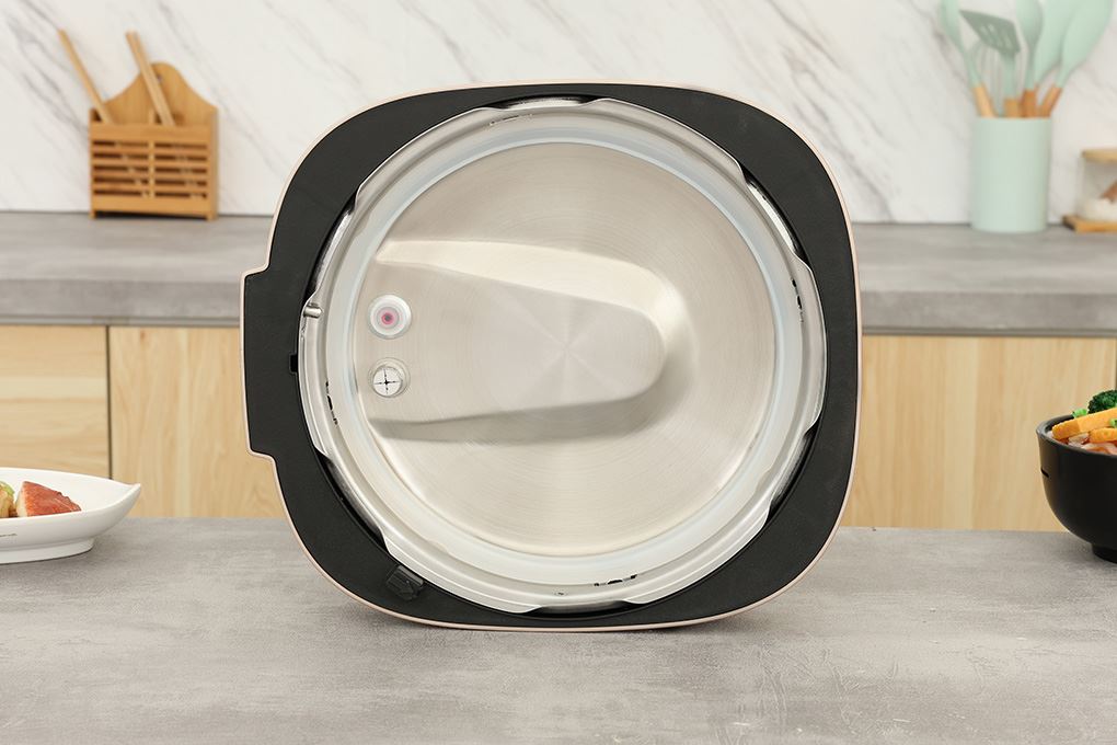 Nồi áp suất điện Sunhouse SHD1670 6 lít Màu Đen - nâu