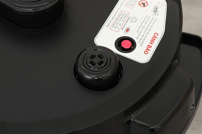 Nồi áp suất điện Nagakawa NEP5288 5 lít Màu Đen