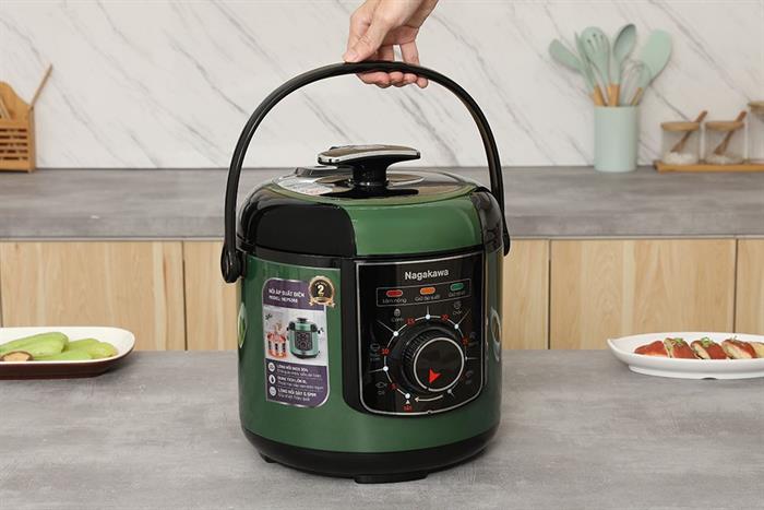 Nồi áp suất Nagakawa NEP5369 6 lít Màu Đen - Xanh lá