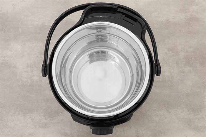 Nồi áp suất Nagakawa NEP5369 6 lít Màu Đen - Xanh lá