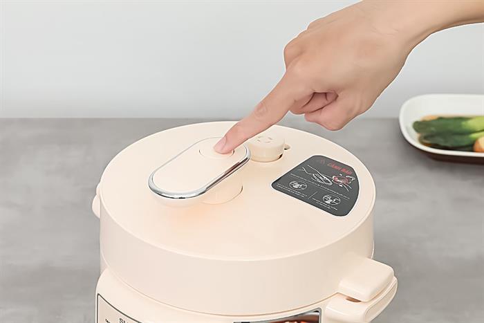 Nồi áp suất điện Sunhouse SHD1520 2.5 lít Màu Kem