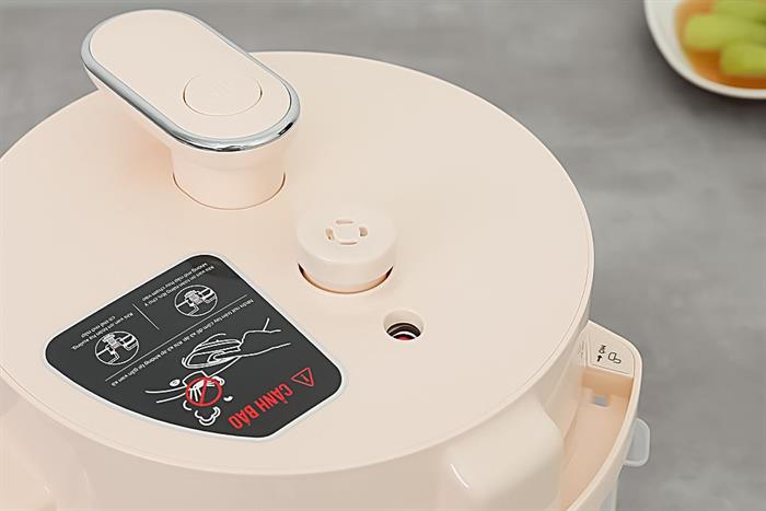 Nồi áp suất điện Sunhouse SHD1520 2.5 lít Màu Kem