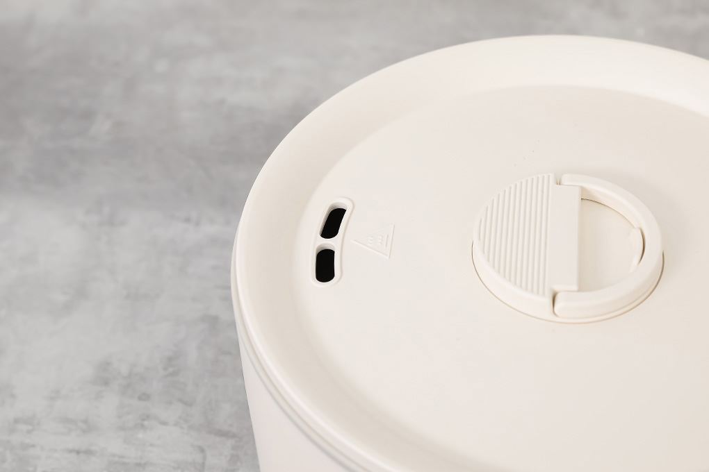 Nồi lẩu điện Bear MC-4H16G 1.6 lít Màu Kem