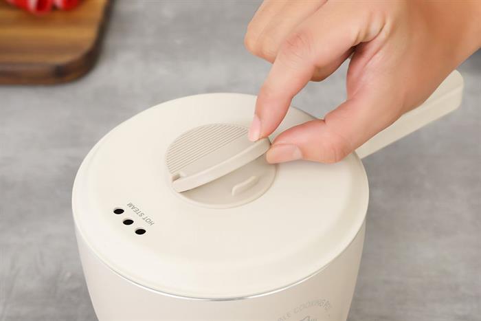 Nồi lẩu điện Bear MC-4H12H 1.2 lít Màu Màu be