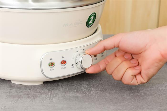 Nồi lẩu hấp đa năng Magic Eco AC-284 4 lít Màu Kem