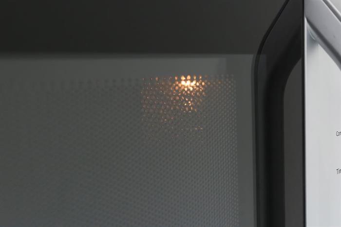 Lò vi sóng có nướng Panasonic NN-GM34JMYUE 23 lít Màu Xám