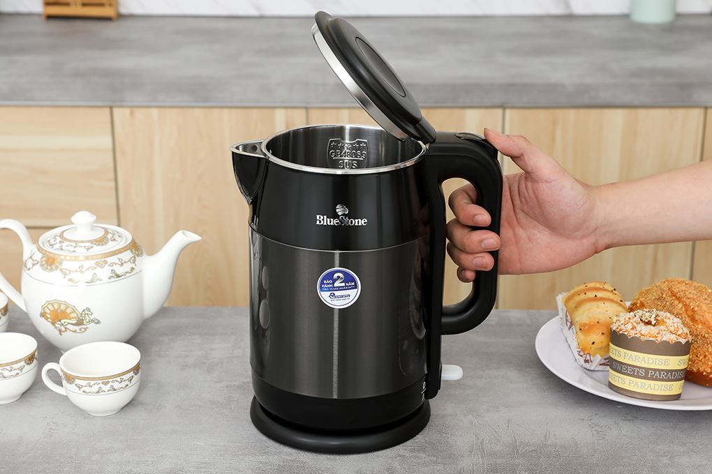 Ấm đun siêu tốc BlueStone 1.7 lít KTB-3468 Màu Inox