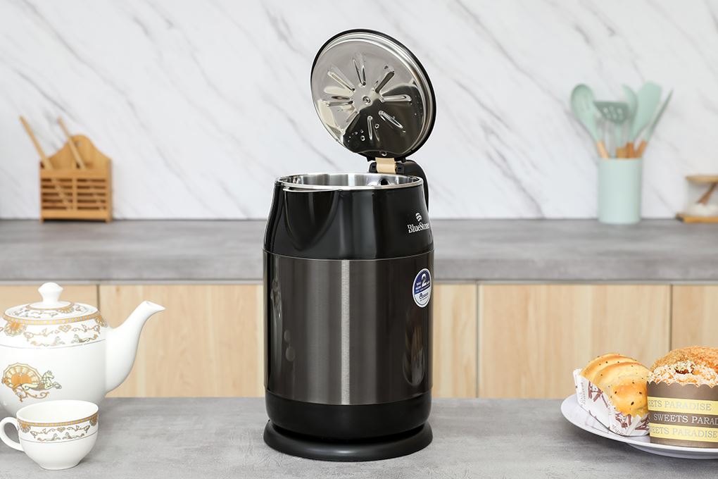 Ấm đun siêu tốc BlueStone 1.7 lít KTB-3468 Màu Inox