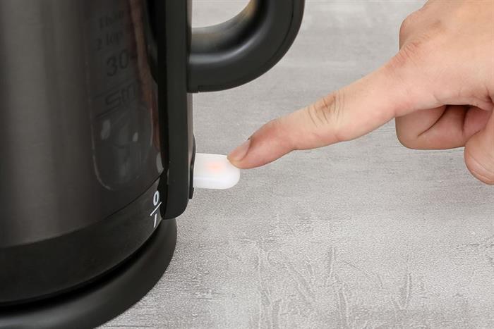 Bình đun siêu tốc BlueStone 1.7 lít KTB-3468 Màu Inox