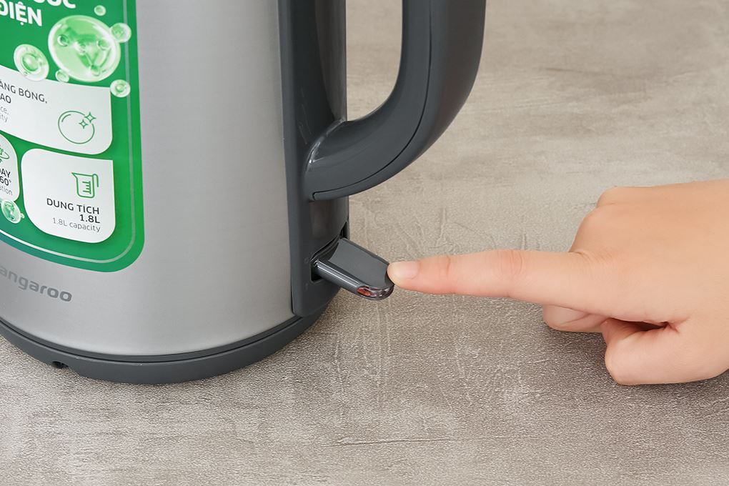 Bình đun siêu tốc Kangaroo 1.8 lít KGWK18S1G Màu Inox