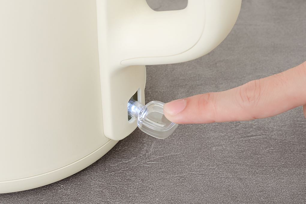 Bình đun siêu tốc Bear 2.5 lít KE-5H25G47 Màu Kem