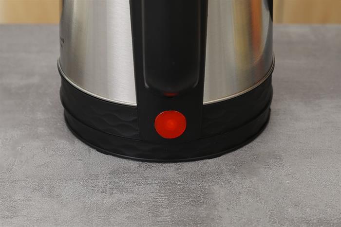 Bình đun siêu tốc Magic 1.8 lít A-072 Màu Đen