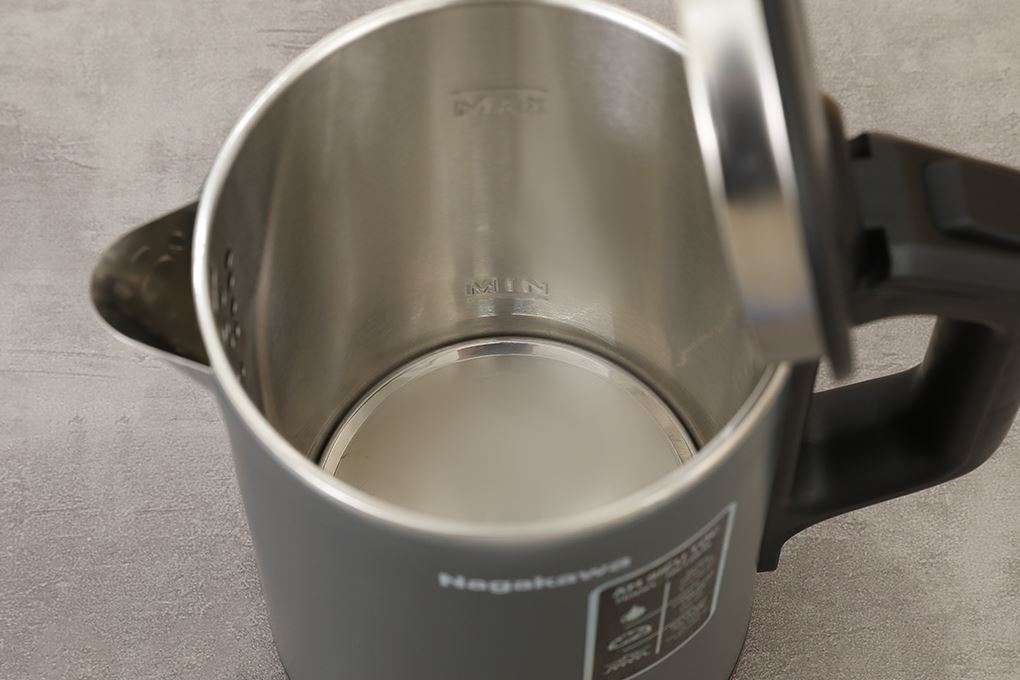 Bình đun siêu tốc Nagakawa 1.6 lít NKT2615 Màu Xám đậm