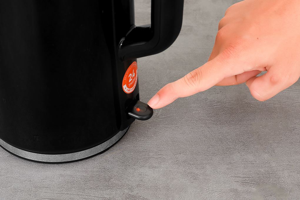 Bình đun siêu tốc Joyoung 1.7 lít JEK-588 Màu Đen