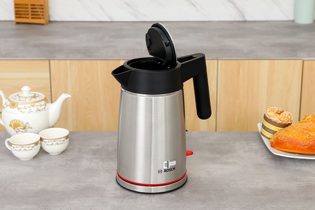 Bình đun siêu tốc Bosch 1.7 lít TWK6M480 Màu Inox